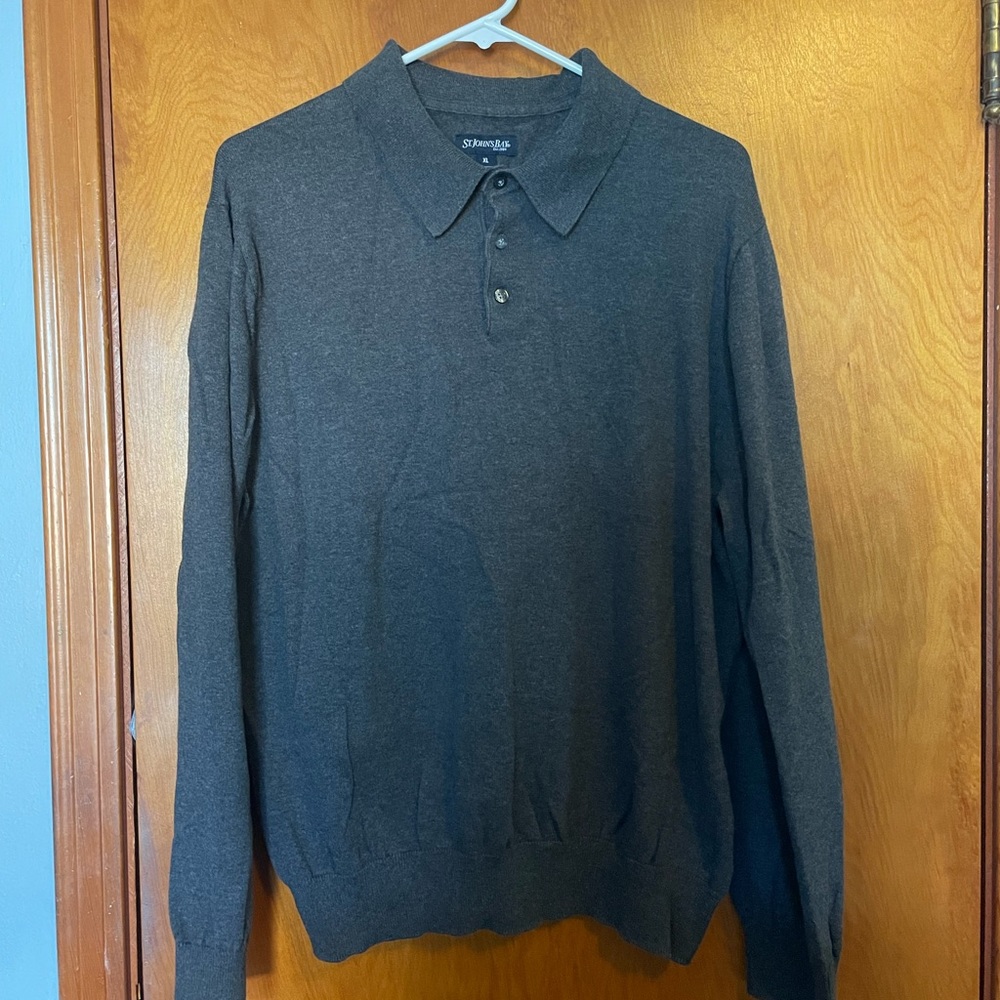 St. John’s Bay Long Sleeved Polo XL